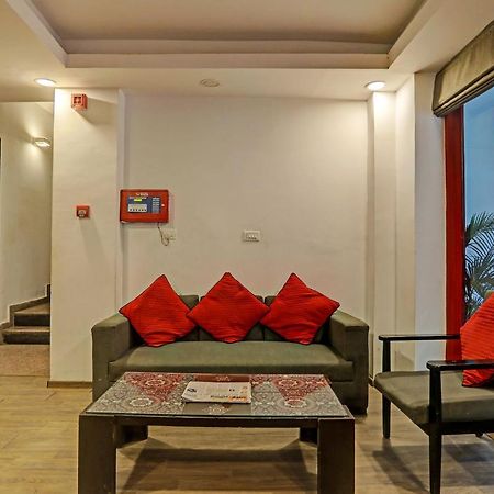 Hotel Admire Inn "Near Atal Chowk, Sector 15, Vasundhara" Ґазіабад Екстер'єр фото